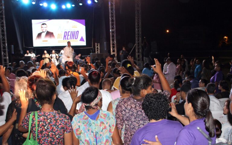 Realizan con rotundo éxito “Noche del Reino; Tiempo de Restauración” República Dominicana