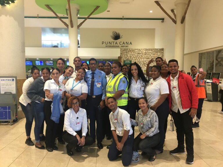 Más de 20 agentes de seguridad reciben curso de «Inspectores de Seguridad Privada de la Aviación Civil» por parte del CESAC en Punta Cana