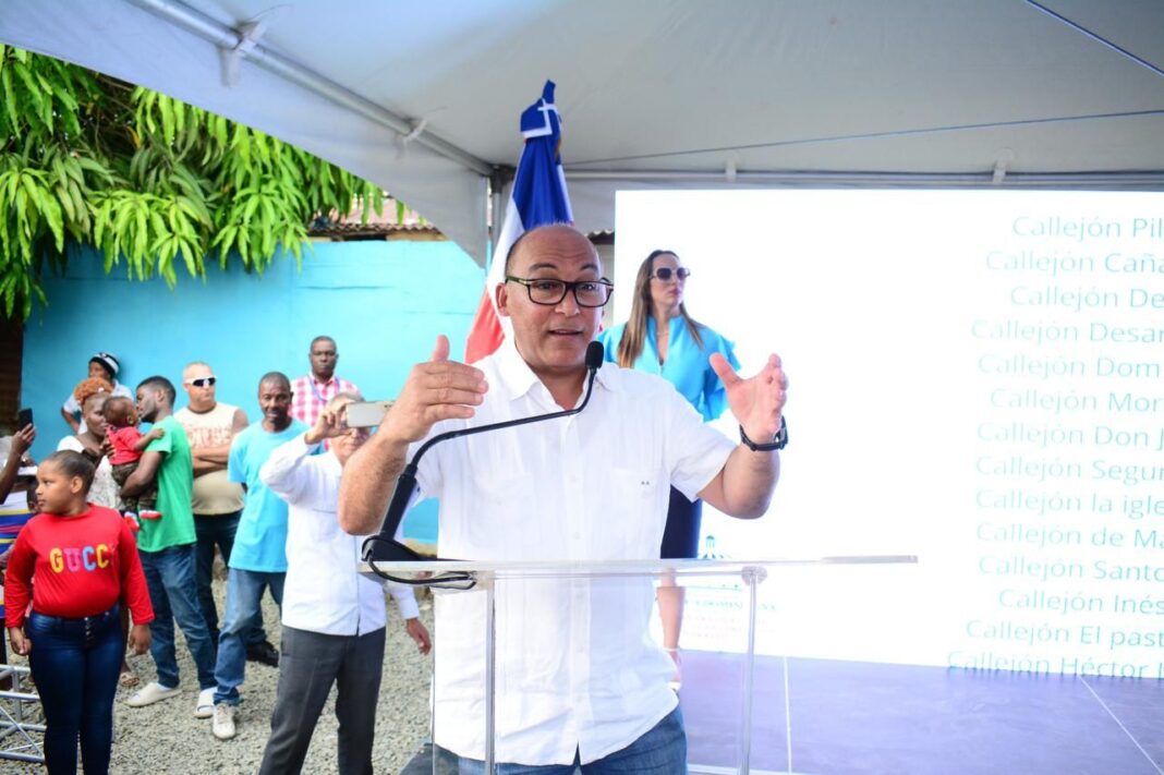 Gobierno a través de la Comisión Presidencial de Apoyo al Desarrollo Barrial (CPADB), inaugura 60 en Los Alcarrizos y provincia Santo Domingo por un monto superior a los 9 millones de pesos.