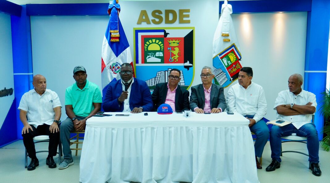 Trinitarios, es el nuevo equipo de béisbol profesional de Santo Domingo Este