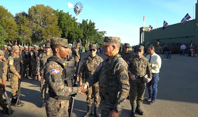 Traspaso de mando del 10mo. Batallón de Infantería, ERD