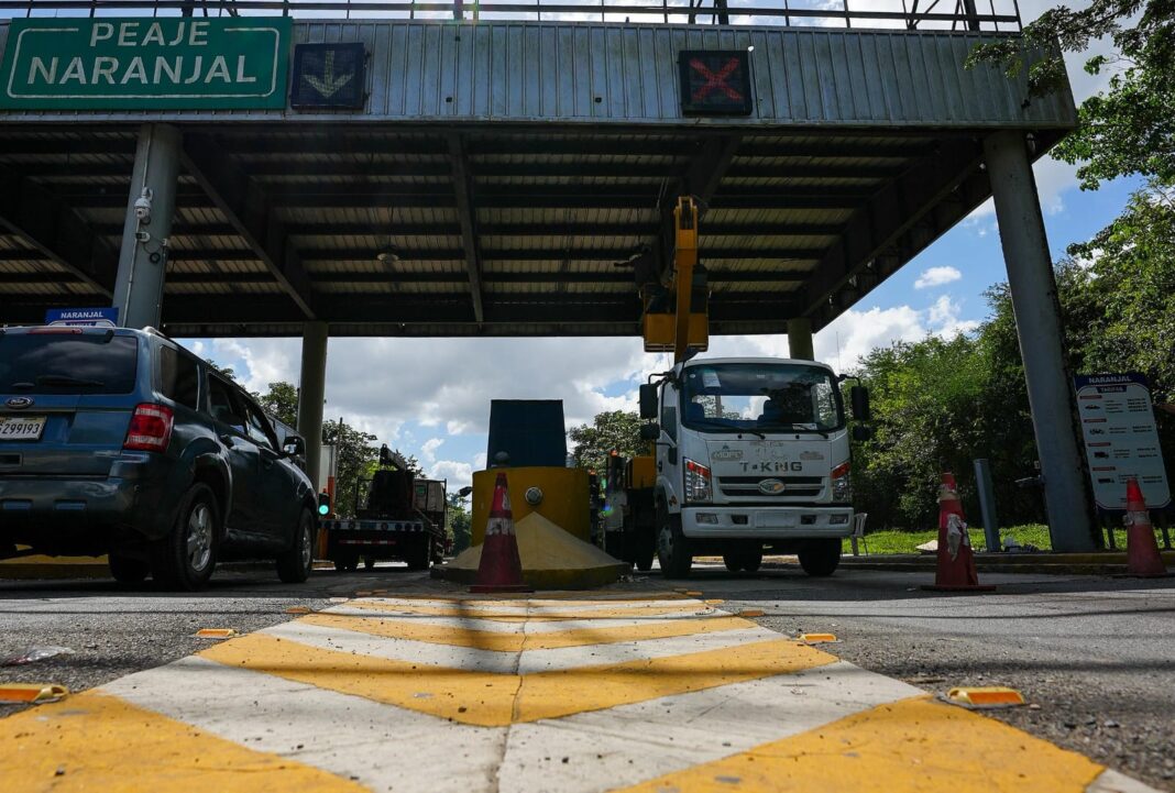 RD Vial inició los trabajos para instalación de Paso Rápido en las 16 vías de peajes del nordeste