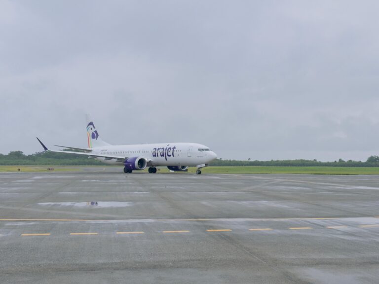 Arajet con primer vuelo entre Puerto Plata y Bogotá por promoción Feria Turística Anato 2024