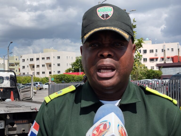 Digesett fiscaliza cientos de conductores en Ciudad Juan Bosch, Santo Domingo Este, Republica Dominicana
