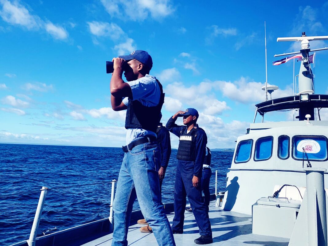 Operativo Exitoso de la Armada Dominicana: Interdicción y Rescate Marítimo Frente a la Costa de Uvero Alto