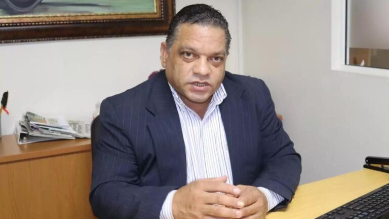 Mario Díaz reitera DNI y JCE deben investigar y rendir informe sobre denuncia de hackeo