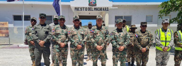 COMANDANTE GENERAL DE LA ARMADA REALIZA RECORRIDO DE SUPERVISIÓN, OPERATIVO SEMANA SANTA 2024″