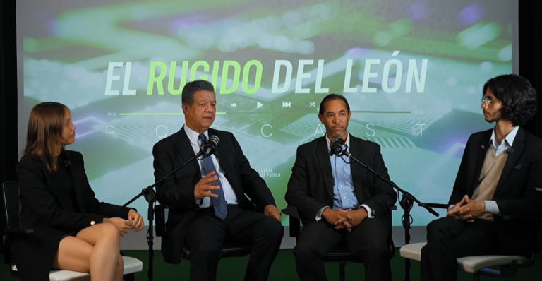 En el podcast: «El Rugido del León», Leonel conversó con jóvenes sobre tecnología e innovación para lograr desarrollo