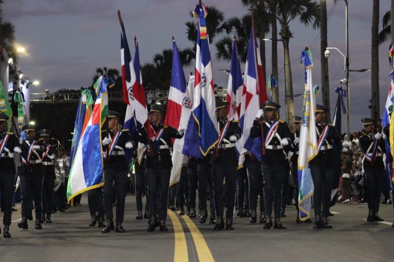 Magno Desfile Militar y Policial en Conmemoración del 180 Aniversario de la Independencia Nacional