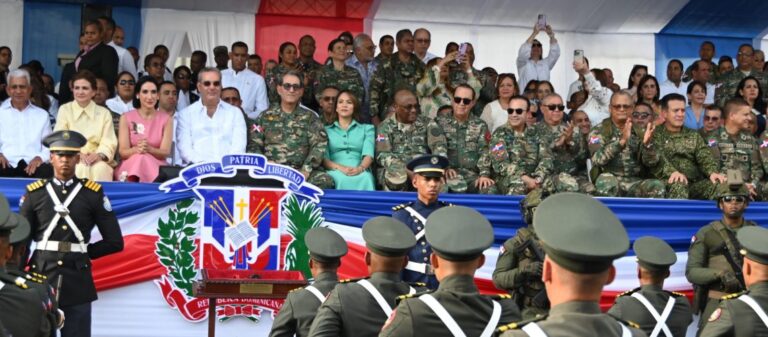 Unos 10,500 militares y policías desfilan en malecón de Santo Domingo por 180 Aniversario de la Independencia Nacional