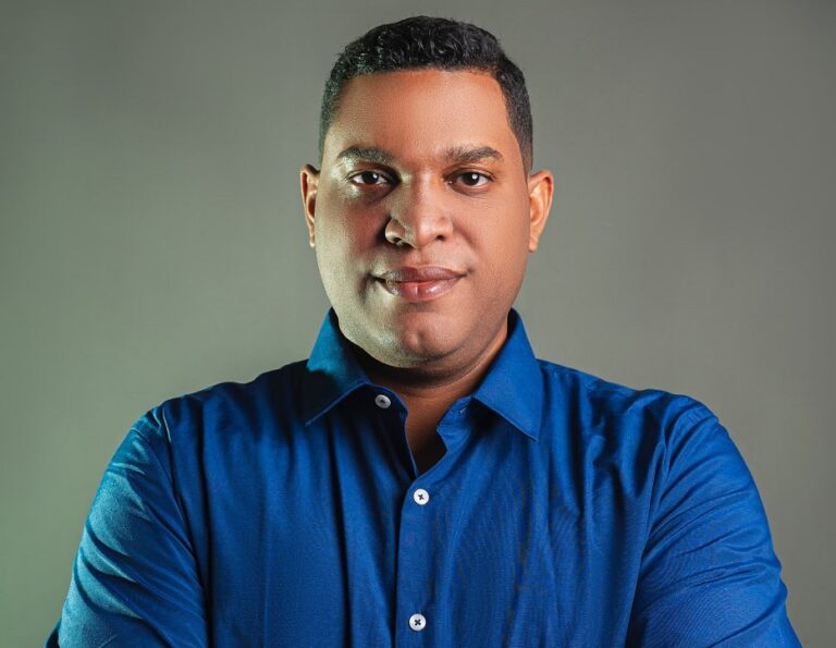 Candidato a diputado Bolívar Batista asegura representantes de la Circunscripción 2 la abandonaron