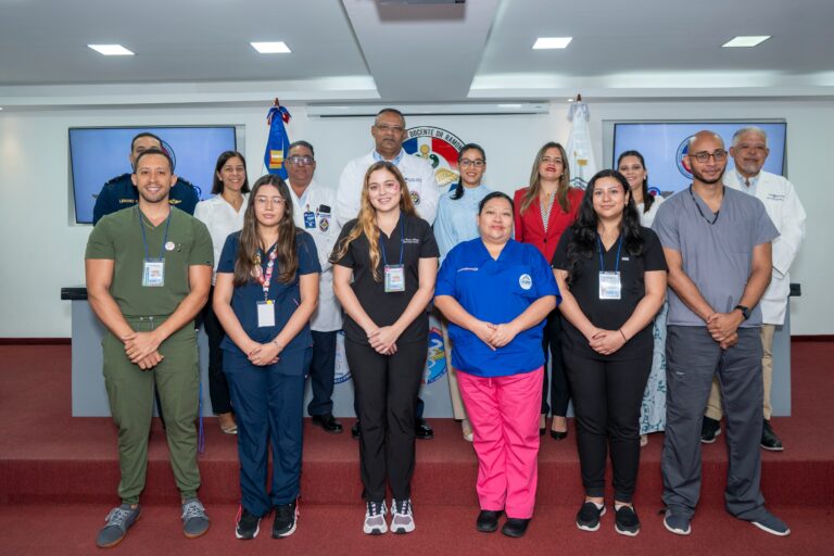 Clausura la trigésima tercera jornada quirúrgica internacional de labio y paladar hendido