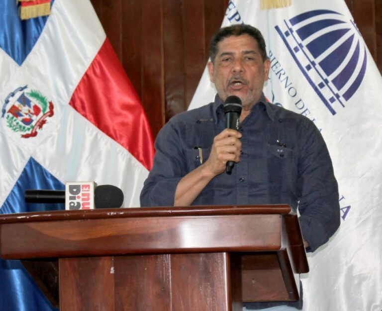 El ministro de agricultura Limbert Cruz elogió al Plan de Desarrollo San Juan