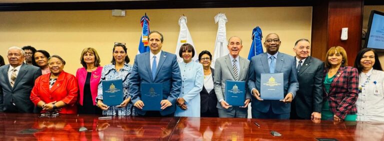 MESCyT,MISPAS,SNS y la UASD firman convenio para capacitar a auxiliares y bachilleres técnicos en enfermería
