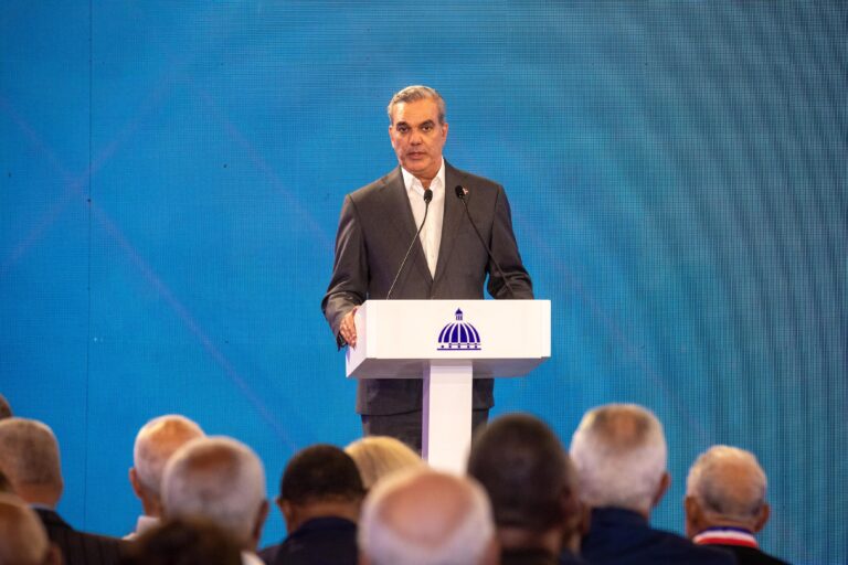 Presidente Abinader destaca avances en el acercamiento de servicios y políticas públicas en favor de los dominicanos en el exterior