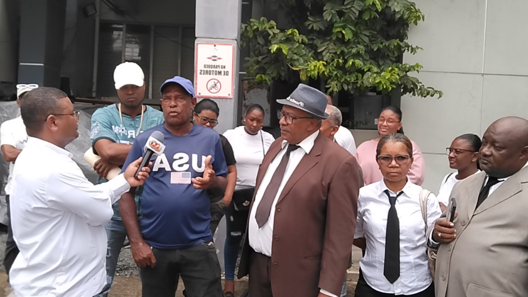 Familia Cedeño clama justicia ante el Tribunal de Tierras de la provincia San Pedro de Macorís