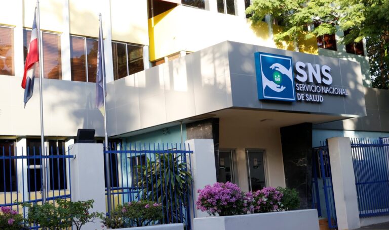 SNS simplifica trámite Pasantía Médica de Ley