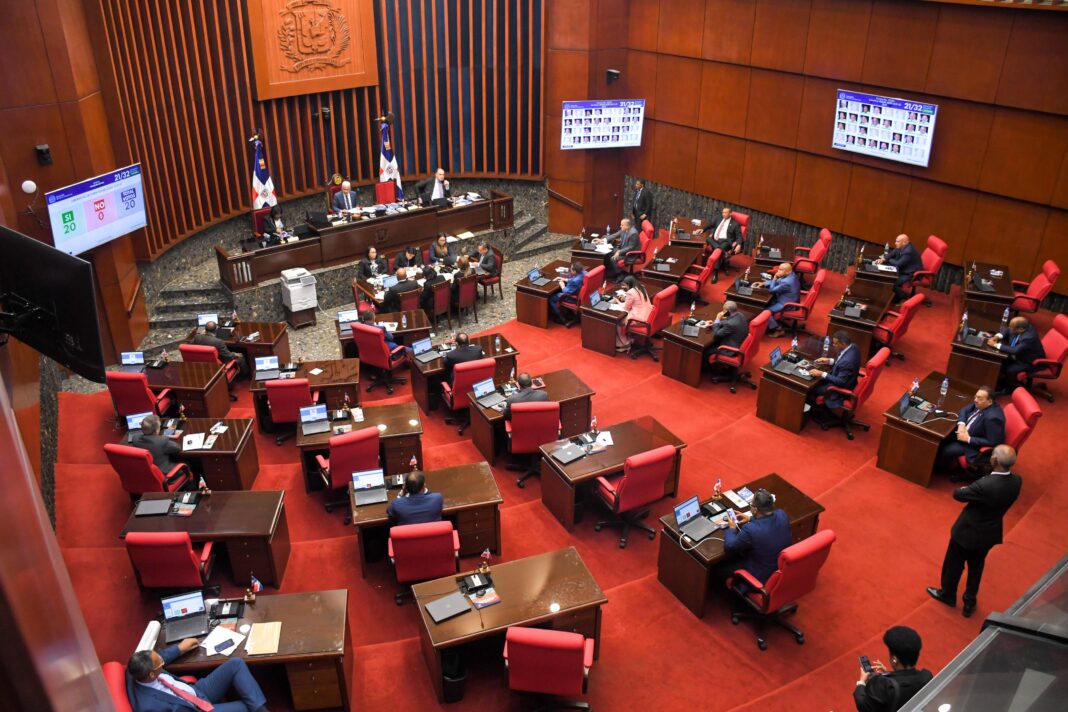 Senado aprueba en primera lectura proyecto modifica Ley prohíbe uso hookah en lugares públicos y privados