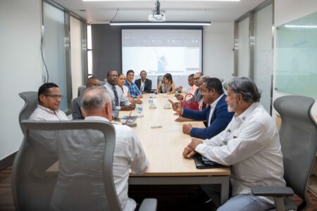 Comunitarios amenazan con hacer protestas si no se detiene la interconexión de agua potable en Ciudad Juan Bosch