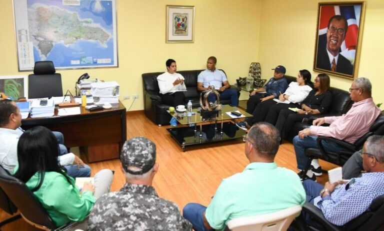 Comedores Económicos del Estado activa Comité de Emergencia y se declara en sesión permanente ante el posible  impacto del huracán Beryl al país