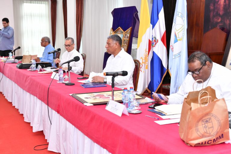 Episcopado destaca compromiso Gobierno Dominicano  en preservar paz social