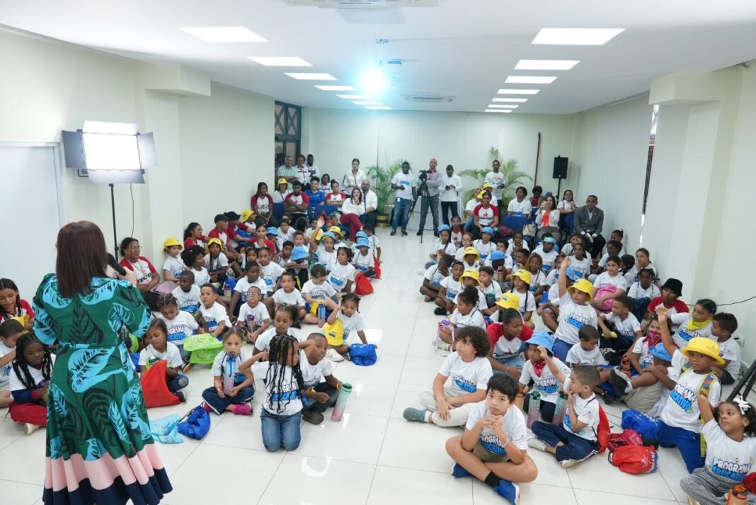 Energía y Minas publica libros didácticos para niños sobre energía y minería