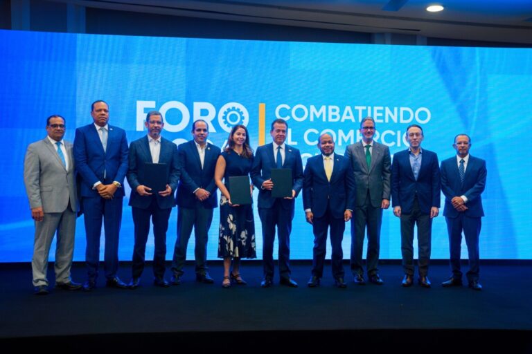 AIRD y MICM celebran Cuarto Foro Sobre Combate al Comercio Ilícito
