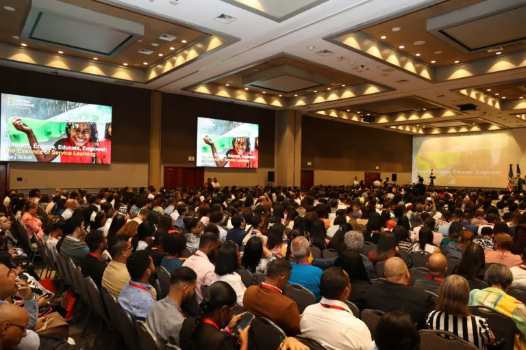 La Embajada de los EEUU y la Universidad Domínico Americano celebran la Conferencia Anual para Profesores de Inglés
