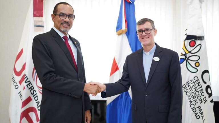 La UFHEC y el CAID crearán nuevas carreras en terapias del habla, ocupacional y conductual