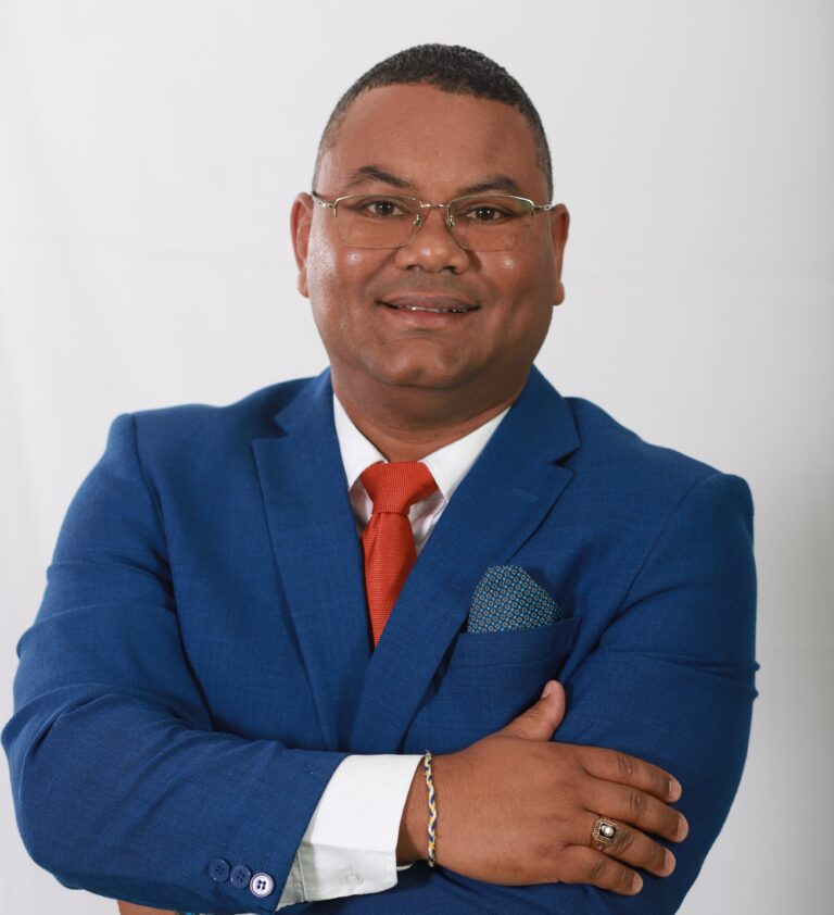 La debilidad de los puestos de directores de comunicación en los ayuntamientos de la República Dominicana