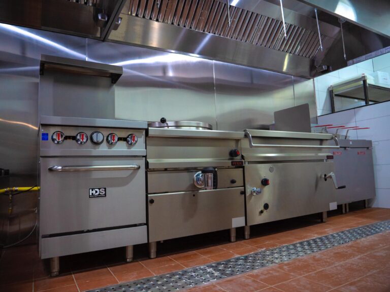 DNCD INAUGURA MODERNO COMEDOR-COCINA PARA AGENTES Y ALISTADOS