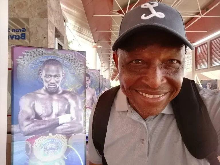 Cuestionan al Comisionado Nacional de Boxeo por cambiar resultados de un combate de boxeo