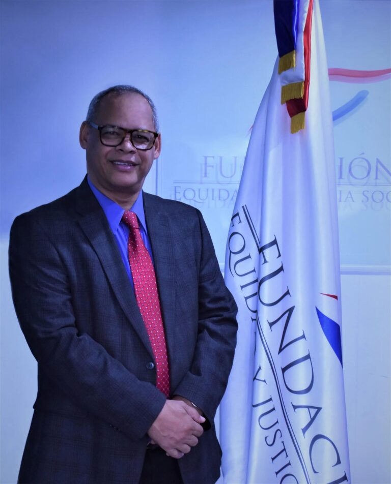 Fundación Equidad y Justicia Social a favor del proyecto que limita el acceso a redes sociales. 