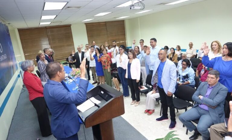 Juramentan comités de calidad institucional para inducción al modelo CAF en la UASD