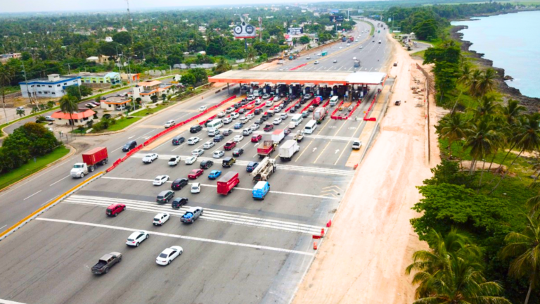 RD Vial dice récords históricos en flujo de vehículos por peajes reflejan una economía en crecimiento