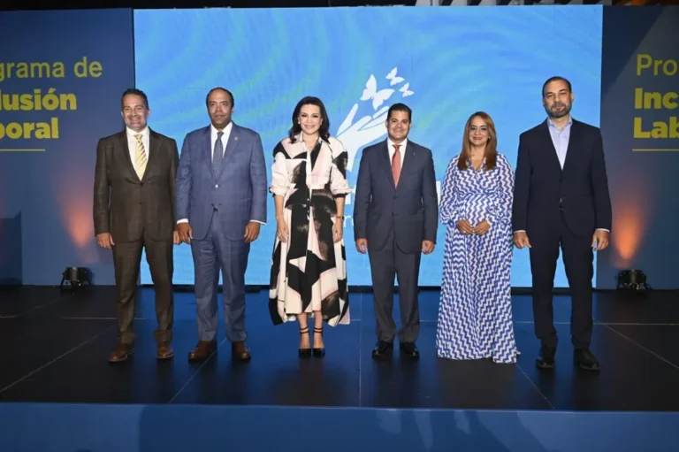 Voluntariado Banreservas y Asonahores lanzan programa