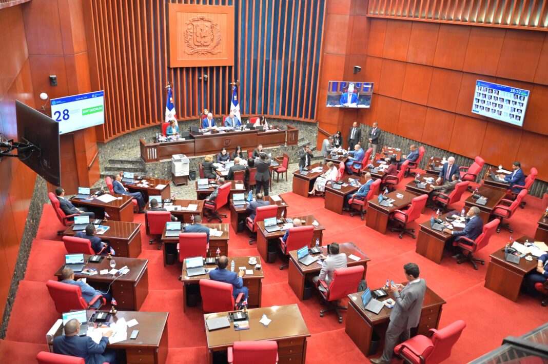 En la sesión de este miércoles, también fueron designados los senadores que conformarán la Comisión Bicameral creada para el estudio del Proyecto de Ley de Presupuesto General de la Nación para el año 2025.