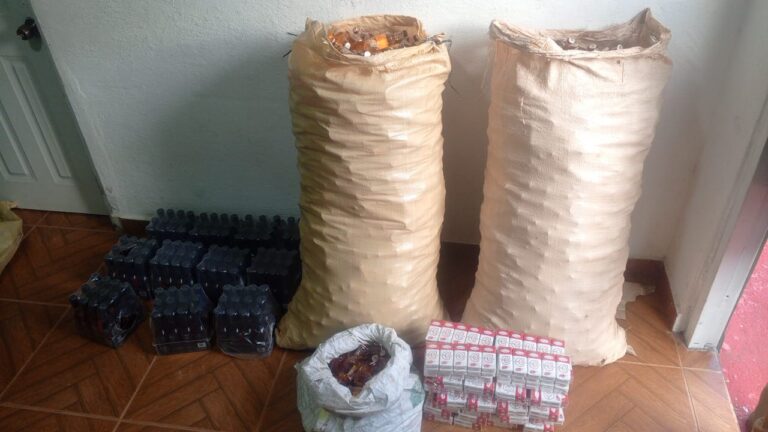 Someten a la justicia a Coronel ERD por transportar mercancía de contrabando