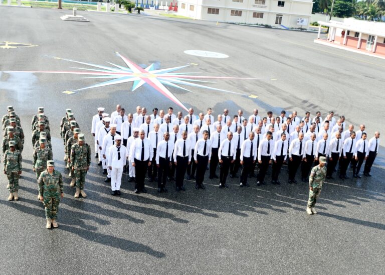 La Armada RD recibe a 80 nuevos aspirantes a guardiamarinas en su  Academia Naval