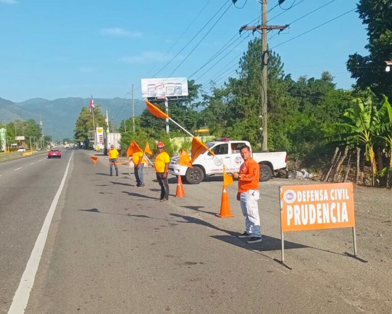 Defensa Civil brindó seguridad en carreteras a Consejo de Gobierno que se desplazó a Puerto Plata