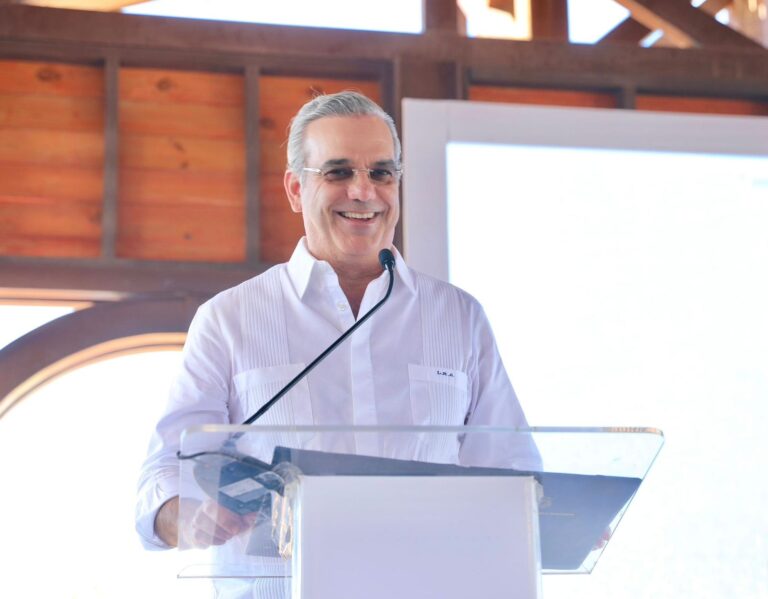 Presidente Abinader inaugurará diez obras en las provincias de Pedernales, Azua y Peravia este miércoles