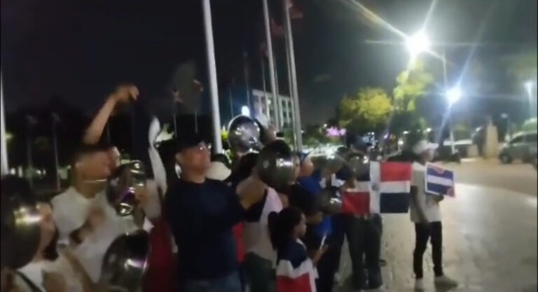 Ciudad Juan Bosch se suma al cacerolazo nacional: Rechazo a la Reforma Fiscal