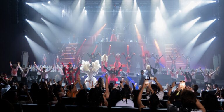 Espectáculo de Halloween “Luna de Sangre” una experiencia dinámica y revitalizante