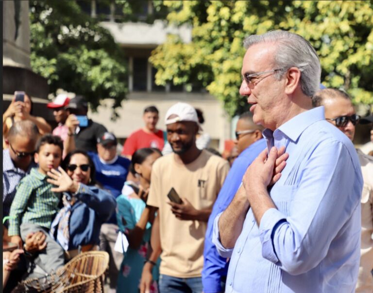 Presidente Abinader encabezará este sábado consejo de ministros en Puerto Plata y entregará remodelado Estadio José Briceño