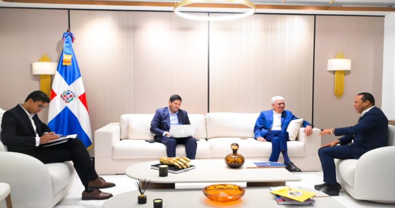 Presidente del Senado pide apoyar Pacto Nacional de Seguridad Vial presentado por el INTRANT