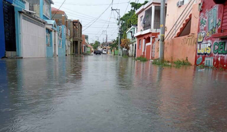 Denuncian fracaso en gestion municipal en Santo Domingo Este