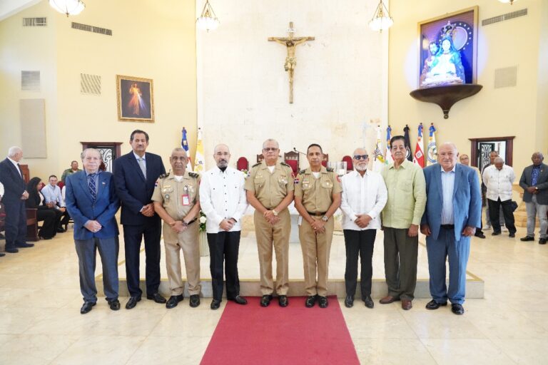 Ministro de Defensa encabeza actividades del 94vo. aniversario de la Junta de Retiro