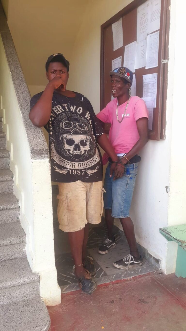 Ejército arresta a dos dominicanos que se dedicaban a ingresar y atracar a migrantes indocumentados