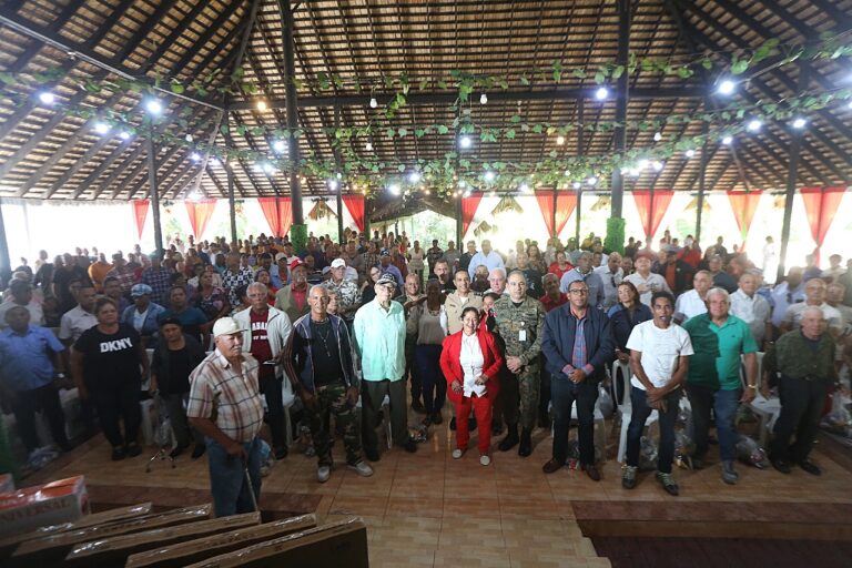 Ministerio de Defensa a través de la Junta de Retiro desarrolla Jornada de Acción Cívica en Santiago