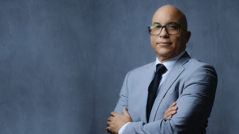 La Revolución de la Comunicación Política en el Gobierno de Luis Abinader: Un enfoque transparente y eficiente